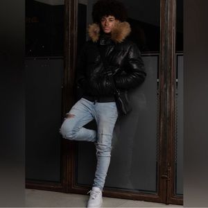 Blue denim ripped jeans